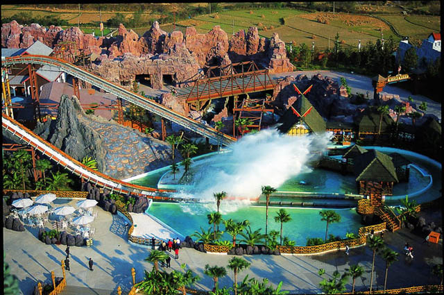 桂林乐满地休闲世界 .jpg