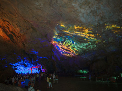 芦笛岩----大自然的奇妙之旅