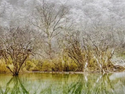 在汶川羌人谷体验四季，山川湖泊也在看你
