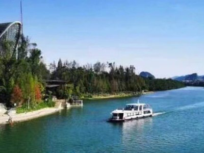 春节火热预订中丨漓江城市段线路精华游：象山景区游船之旅