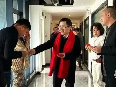 新春上班第一天！桂林旅股公司领导班子 走访慰问干部职工