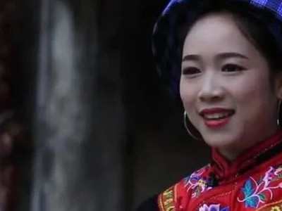 贵州布依族“网红”歌手韦忠秀泪洒“鱼峰歌圩”：身在柳州太幸福了！