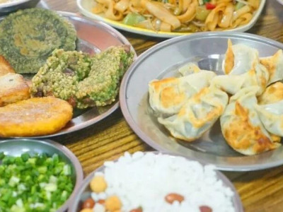 桂林25路公交美食地图，花2块钱吃遍半个城！