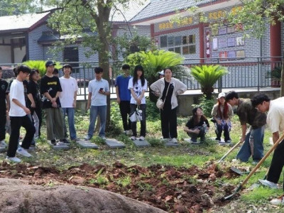 践行社会主义核心价值观暨馆校合作开展研学社会实践活动