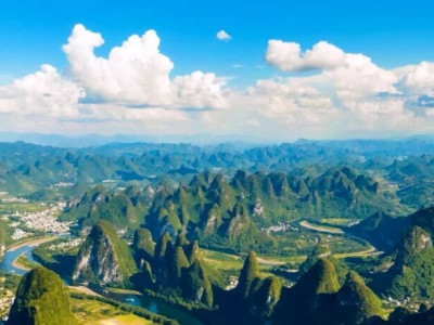 一起行走在阳朔诗画般的山水画卷中吧