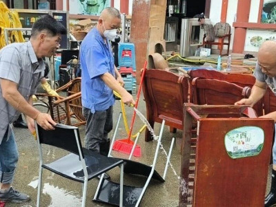 千年福地独秀峰·王城景区以实际行动外出支援救灾，向社会传递千年福运！