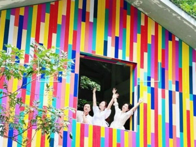 直击百万少女心的“童话森林”来了， 网红气球飞屋打卡......就在天门山！