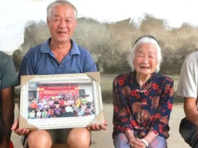 探访桂林百岁老人 百岁老人莫凤英的幸福人生