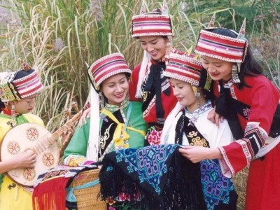 石海漫游之居石林者