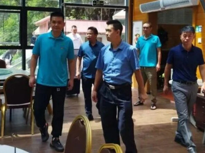 桂林旅股公司党委副书记文政一行到资江丹霞公司调研