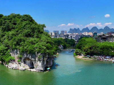 象鼻山景区暑期游览重要提醒：提前规划避限流，周边停车更顺畅！