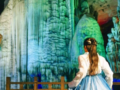 离阳朔十里画廊最近的岩洞，神秘财神文化必打卡!