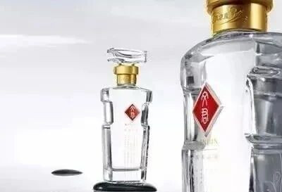 文君当垆，相如涤器 —— 文君酒