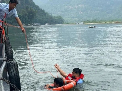 县漓江景区公司开展2024年船舶水上突发事件应急演练