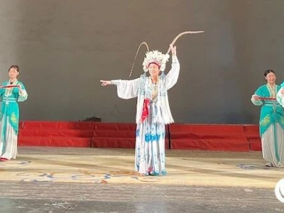 人民网：乐至有“人”还有“戏”