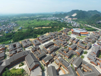 冬游柳州 | 风情苗乡的童话世界，带你穿越至金色苗韵仙境