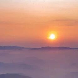 周六一起看日出！明日龙泉山观日出气象指数一级