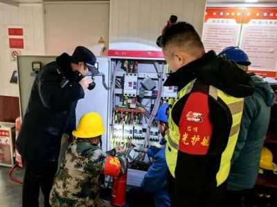 泰山景区综合行政执法局南天门执法大队开展安全消防大检查