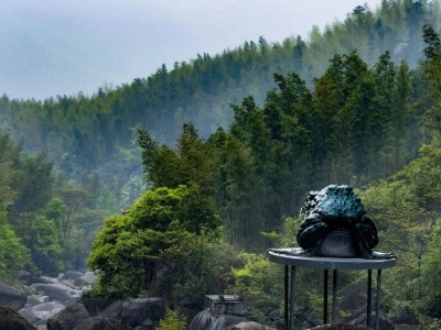 猫儿山源始录：《山海经》中的奇幻之山