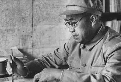 《回忆朱德》朱总风范永存我心（三）