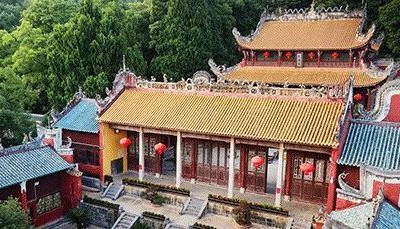 躲进这座桂林小城：祈福、赏秋、喝油茶…