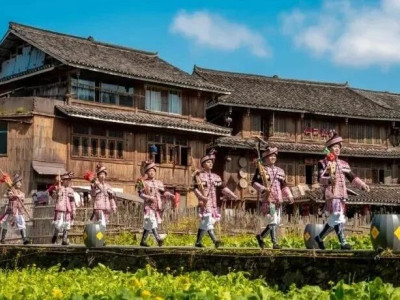 躲进三江的山水里，是治疗精神内耗的顶级解药