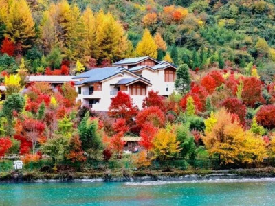 泡私汤、赏彩林、过羌年！汶川宝藏民宿清单，看完直接冲~