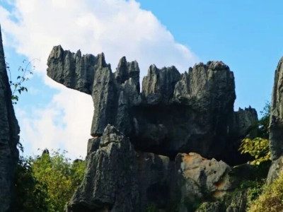 大石林腹地6小时徒步攻略：探秘青云峡小众景点与秘密营地