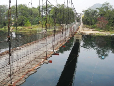 绹马坪钢索桥：恭城瑶乡便民桥，连接文明新风尚