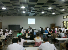 芦笛岩景区领导及员工学习旅游法