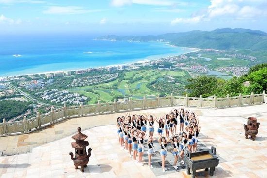 国际小姐遇上芦笛岩~~一首"冰与火之歌"！