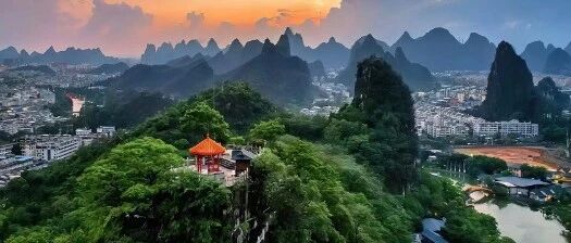 资深文旅教授变身“主播”，带你云游叠彩千里江山