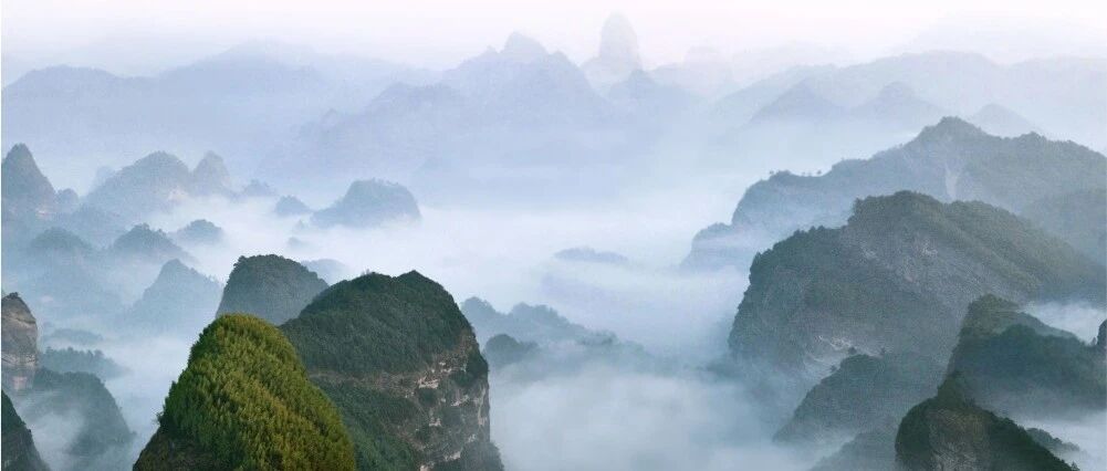 最是一年春好处 烟雨朦胧入丹霞