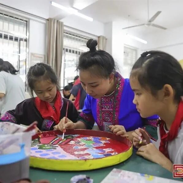 返乡的她们，共同守护侗乡文化