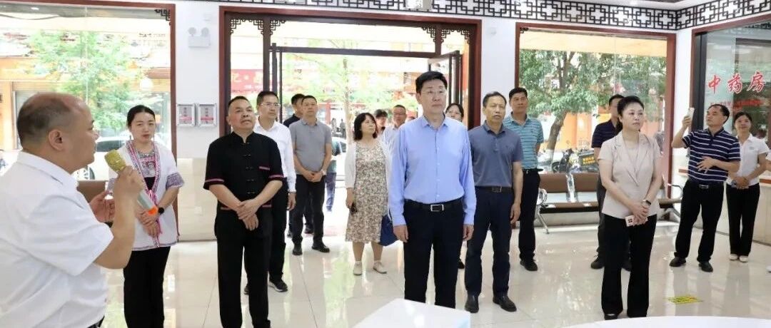 自治区政协副主席何辛幸率队到三江调研