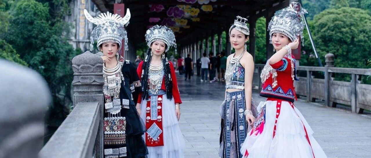 汇集力量抗洪灾，积极面对助生产