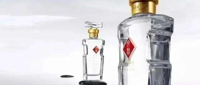 文君当垆，相如涤器 —— 文君酒