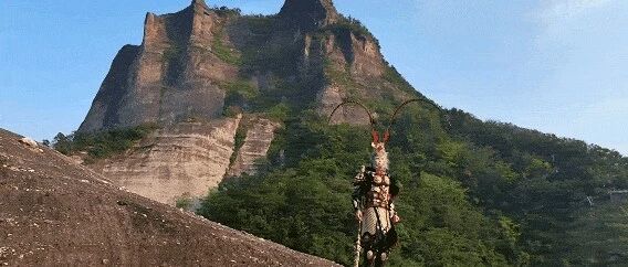 黑神话丹霞、悬崖影院、神龙印章…桂林文旅赢麻了！国庆游玩攻略快收藏！