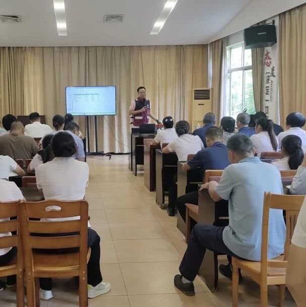 贺州温泉公司全面提升员工素质，打造安全与美丽并重的温泉景区