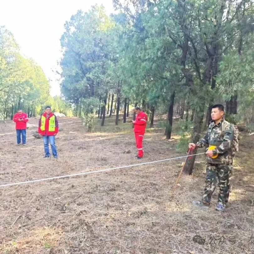 红门管理区全面开展防火隔离带林内可燃物清理任务复查验收