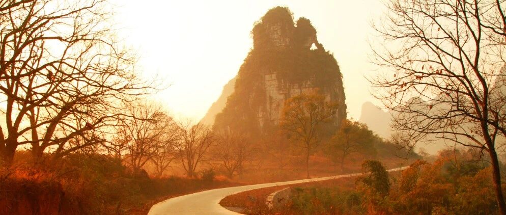 探秘“小象鼻山”：一石一景皆故事