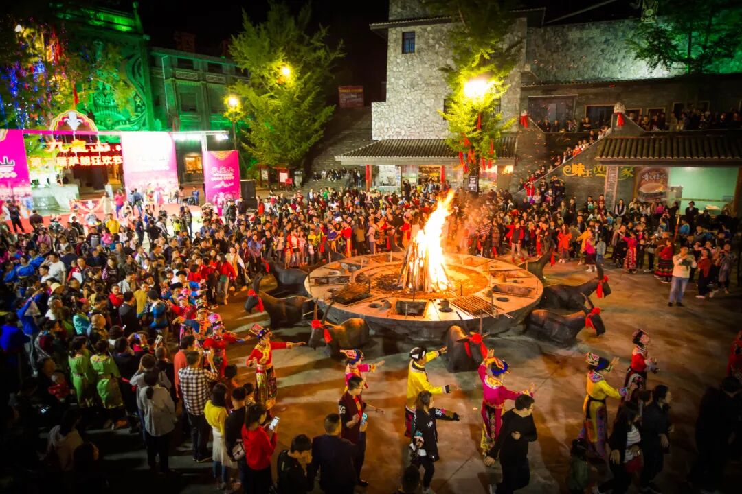 萨朗晚会 (2).jpg