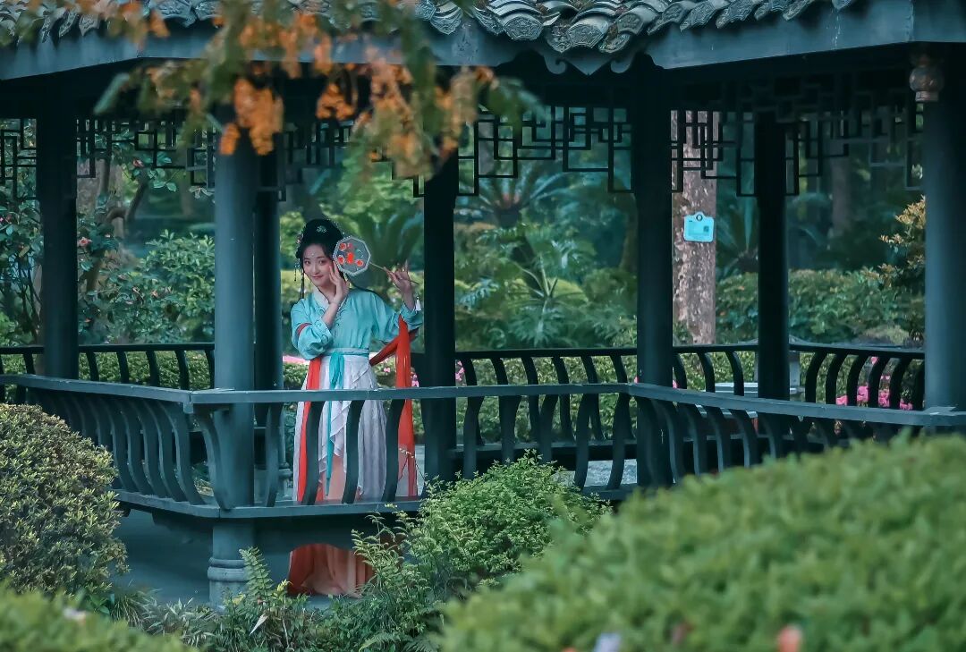 袅娜少女羞 董旭龙 13980094828(6).jpg