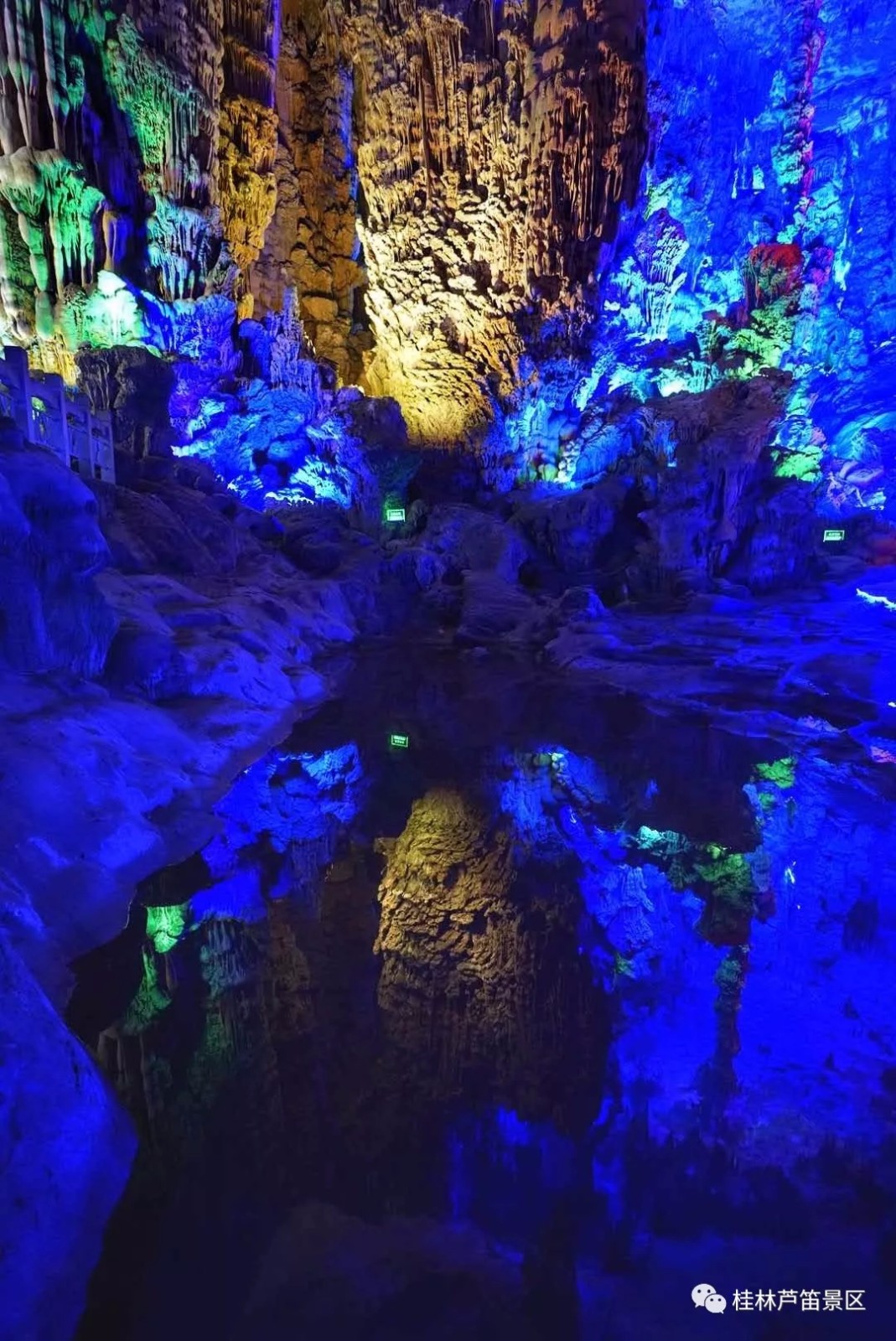 1539760680372019.jpg 3.webp.jpg